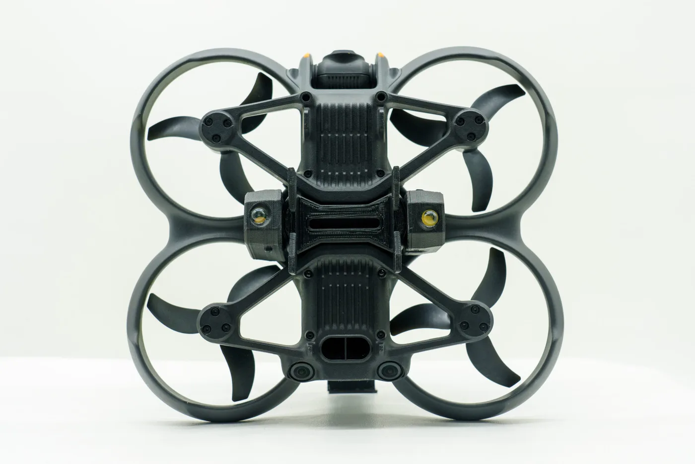 درون DJI 2 Avata FoxFury — صورة 4