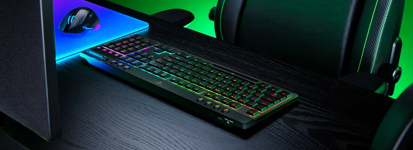 لوحة مفاتيح Razer BlackWidow V4 (Orange Switch) — صورة 3