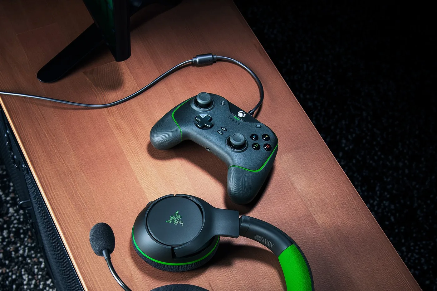 ذراع تحكم Razer Wolverine V2 — صورة 2